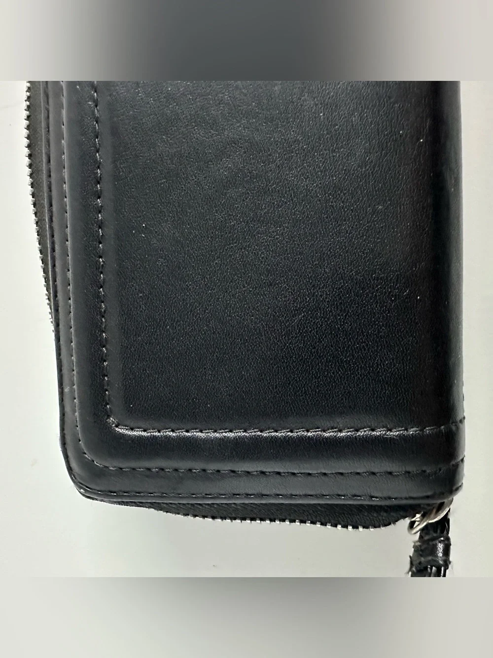 Coach few zippered lining